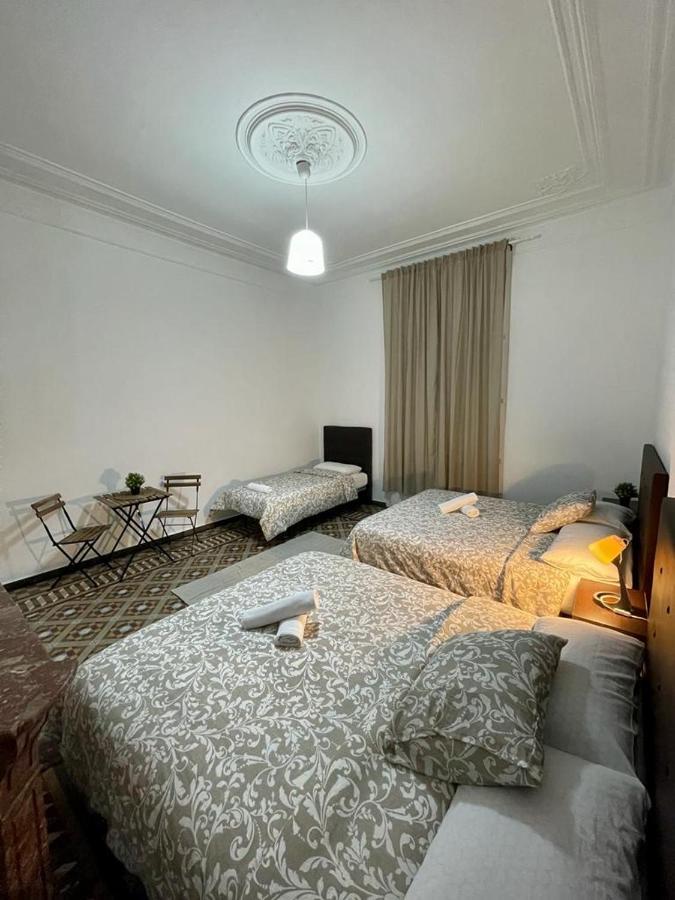 A & M Barcelona Hostal Luaran gambar